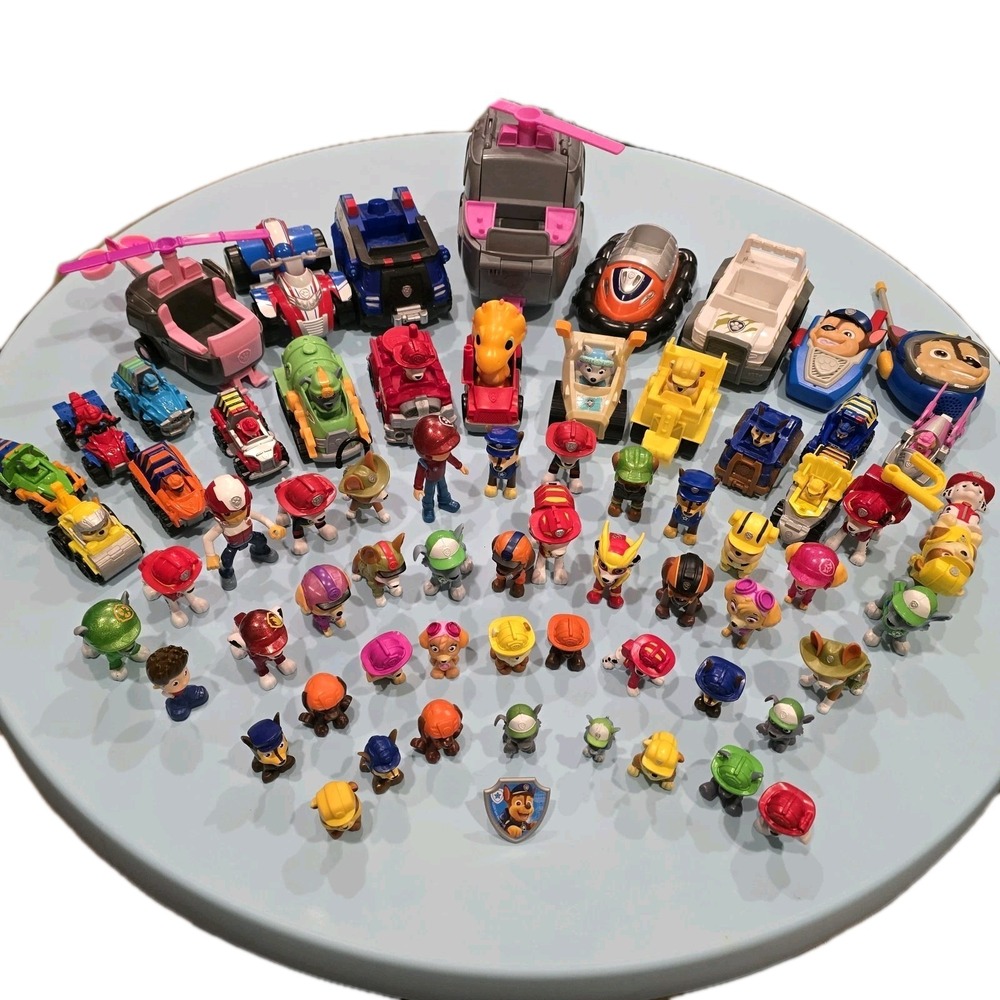 Huge Lot Of Paw Patrol Figures And Vehicles Lot Of 68 Pieces